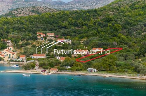 Building land near ACI Marina in Slano